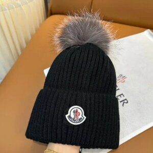 Moncler Black Ribbed Beanie withPom